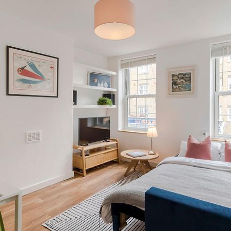 Central Euston One Bedroom Home ロンドン エクステリア 写真